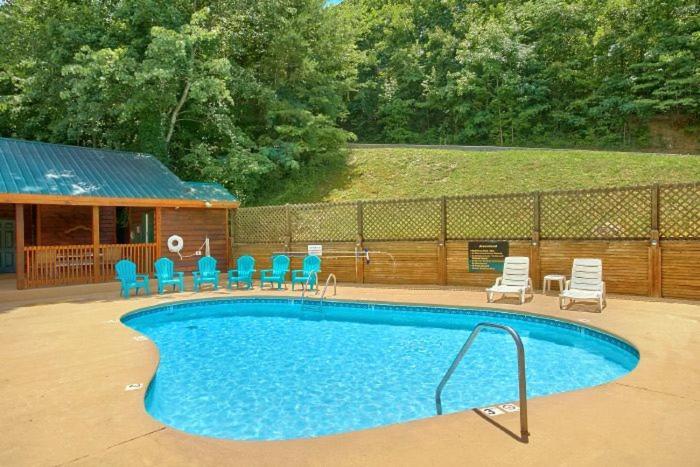 Forever Yours, Hot Tub, 1089 Of Free Attraction Tickets For Each Paid Day, Dollywood And More Pigeon Forge Exterior foto